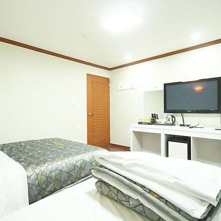 Picasso Motel Haeundae Puszan Kültér fotó