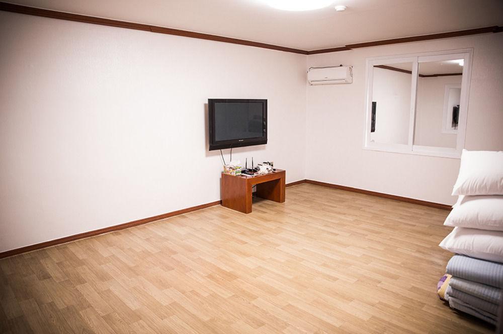 Picasso Motel Haeundae Puszan Kültér fotó