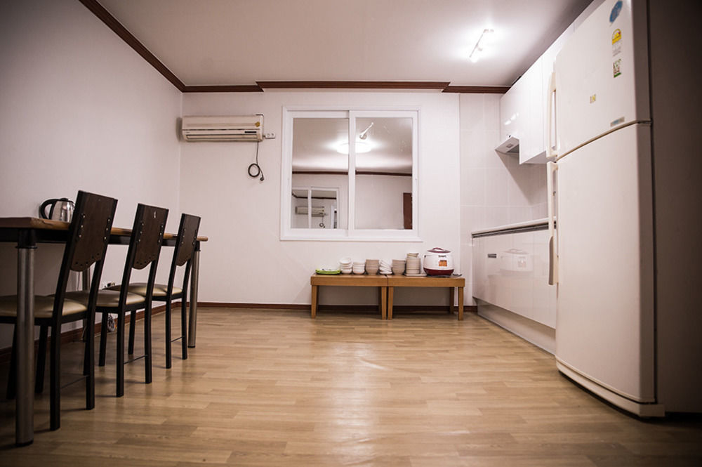 Picasso Motel Haeundae Puszan Kültér fotó
